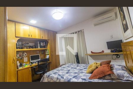 Apartamento à venda com 4 quartos, 143m² em Icaraí, Niterói