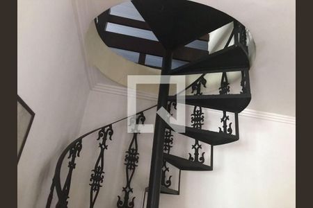 Casa à venda com 3 quartos, 250m² em Maria Paula, Niterói