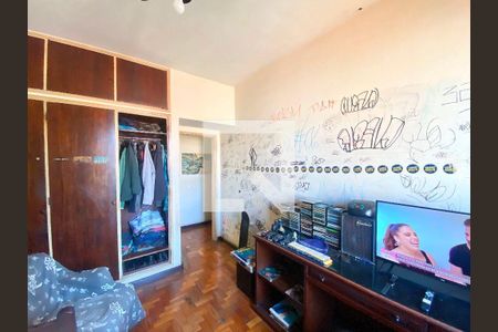 Casa à venda com 3 quartos, 180m² em Ingá, Niterói