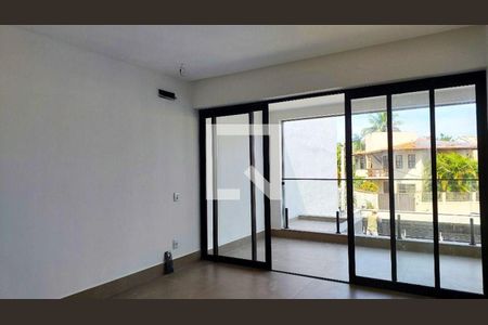 Casa à venda com 4 quartos, 230m² em Camboinhas, Niterói