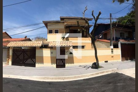 Casa à venda com 4 quartos, 199m² em Piratininga, Niterói