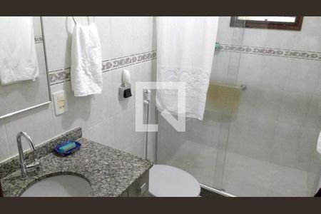 Casa à venda com 3 quartos, 246m² em Pendotiba, Niterói
