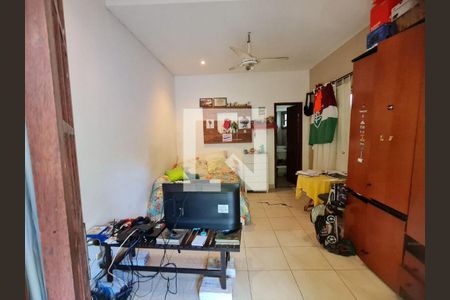 Casa à venda com 7 quartos, 400m² em Maria Paula, Niterói