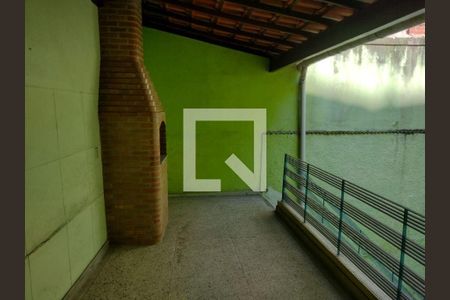Casa à venda com 4 quartos, 230m² em Santa Rosa, Niterói