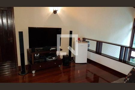 Casa à venda com 4 quartos, 360m² em Itaipu, Niterói
