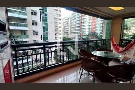 Apartamento à venda com 3 quartos, 130m² em Icaraí, Niterói