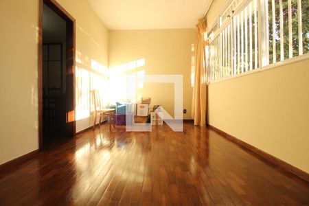 Sala  de apartamento à venda com 3 quartos, 109m² em Serra, Belo Horizonte