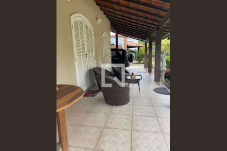 Casa à venda com 4 quartos, 297m² em Pendotiba, Niterói