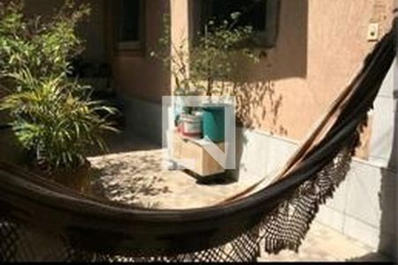 Casa à venda com 90m², 3 quartos e 1 vaga