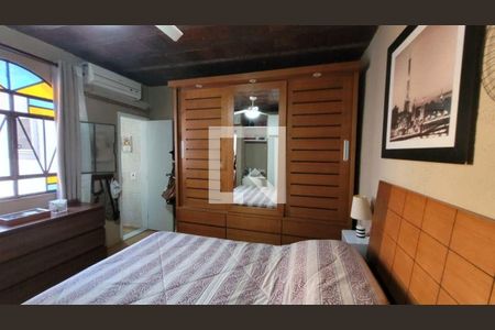 Casa à venda com 4 quartos, 372m² em São Francisco, Niterói