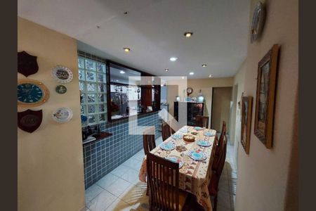 Casa à venda com 3 quartos, 220m² em Ponta D’areia, Niterói