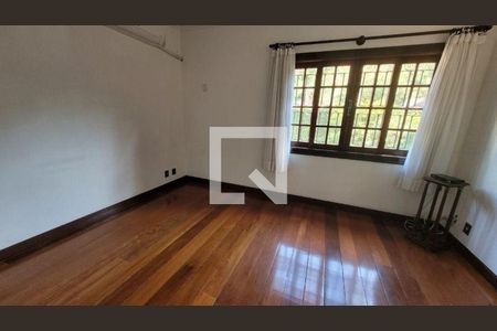 Casa à venda com 4 quartos, 366m² em São Francisco, Niterói