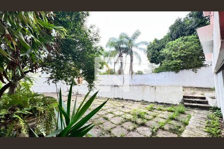 Casa à venda com 5 quartos, 325m² em Camboinhas, Niterói