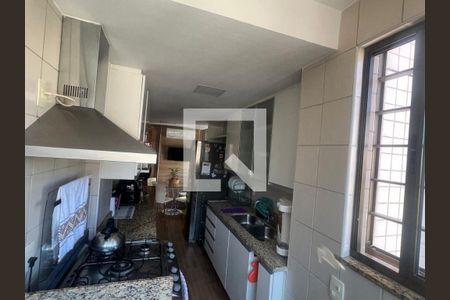 Apartamento à venda com 4 quartos, 140m² em Icaraí, Niterói