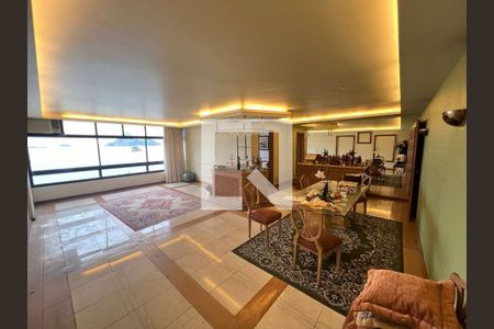 Apartamento à venda com 4 quartos, 180m² em Icaraí, Niterói