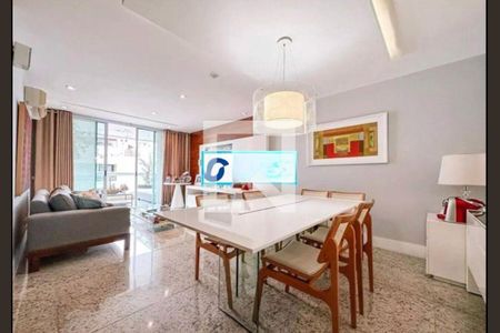 Apartamento à venda com 4 quartos, 147m² em Icaraí, Niterói