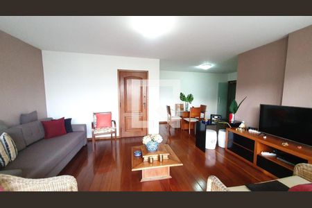 Apartamento à venda com 3 quartos, 170m² em Icaraí, Niterói