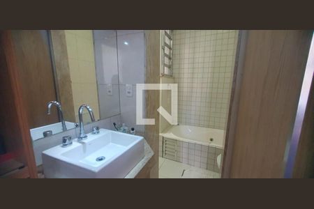 Apartamento à venda com 2 quartos, 90m² em Centro, Niterói