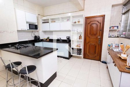 Apartamento à venda com 3 quartos, 122m² em Centro, Niterói