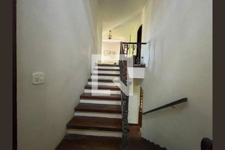 Casa à venda com 4 quartos, 304m² em Badu, Niterói