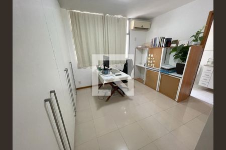 Apartamento à venda com 4 quartos, 165m² em Icaraí, Niterói
