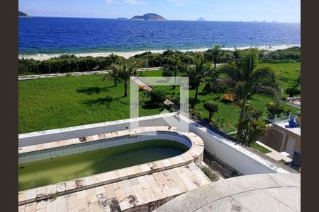 Casa à venda com 5 quartos, 848m² em Camboinhas, Niterói