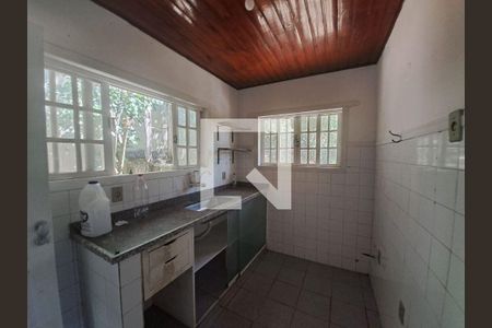 Casa à venda com 3 quartos, 203m² em Itaipu, Niterói