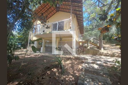 Casa à venda com 3 quartos, 203m² em Itaipu, Niterói