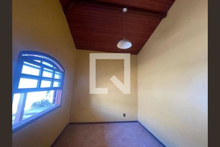 Casa à venda com 3 quartos, 120m² em Itaipu, Niterói