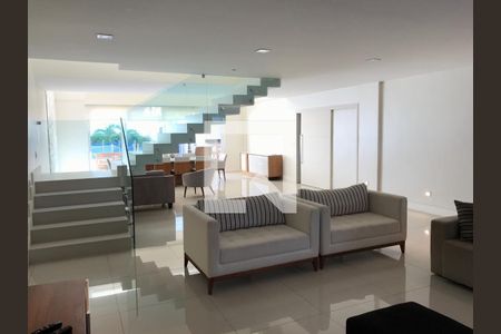 Casa à venda com 4 quartos, 370m² em São Francisco, Niterói