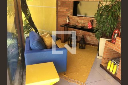 Casa à venda com 5 quartos, 200m² em Maravista, Niterói