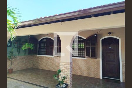 Casa à venda com 3 quartos, 177m² em Piratininga, Niterói