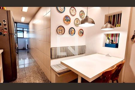 Apartamento à venda com 3 quartos, 120m² em Icaraí, Niterói