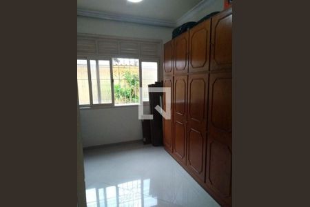 Casa à venda com 3 quartos, 230m² em Engenhoca, Niterói