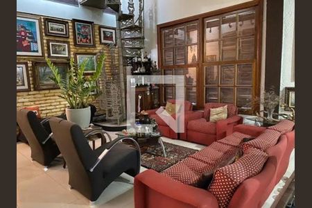Casa à venda com 4 quartos, 600m² em Vila Progresso, Niterói