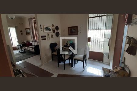 Casa à venda com 4 quartos, 222m² em Santa Rosa, Niterói