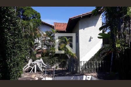 Casa à venda com 4 quartos, 370m² em Icaraí, Niterói