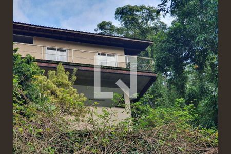 Casa à venda com 3 quartos, 215m² em Serra Grande, Niterói