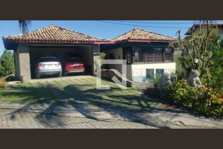 Casa à venda com 4 quartos, 470m² em Piratininga, Niterói