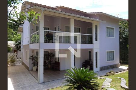 Casa à venda com 5 quartos, 252m² em Matapaca, Niterói