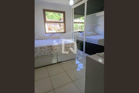 Casa à venda com 2 quartos, 70m² em Maria Paula, Niterói
