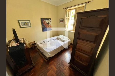 Casa à venda com 4 quartos, 300m² em Icaraí, Niterói