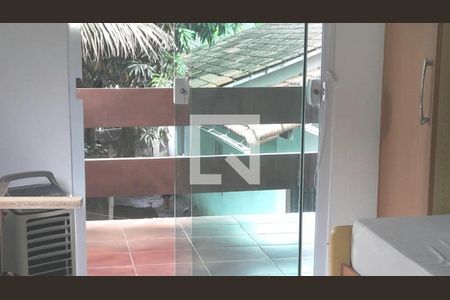 Casa à venda com 4 quartos, 356m² em Itaipu, Niterói