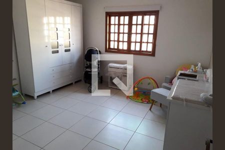 Casa à venda com 6 quartos, 300m² em Barreto, Niterói