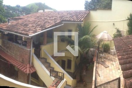 Casa à venda com 170m², 2 quartos e 2 vagas