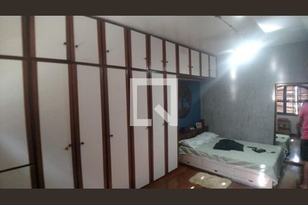 Casa à venda com 5 quartos, 320m² em Engenho do Mato, Niterói