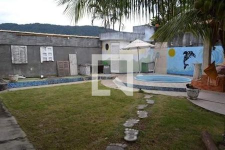 Casa à venda com 3 quartos, 200m² em Itaipu, Niterói