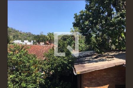 Casa à venda com 1 quarto, 120m² em Matapaca, Niterói