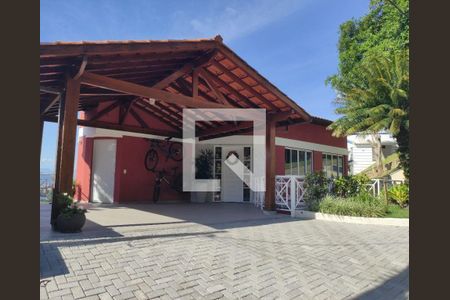 Casa à venda com 6 quartos, 300m² em Piratininga, Niterói