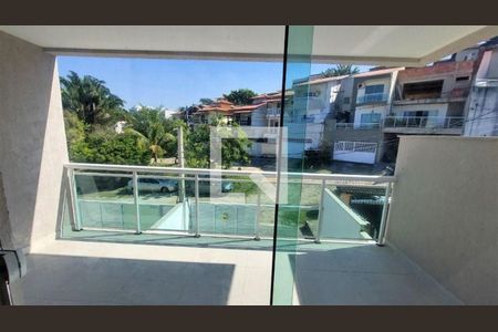 Casa à venda com 4 quartos, 200m² em Maravista, Niterói